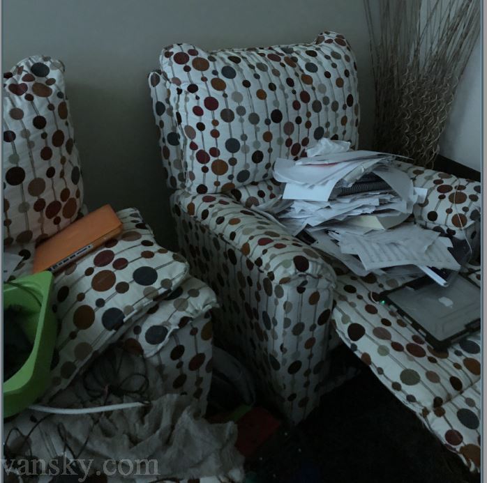 201001195913_布 sofa.JPG